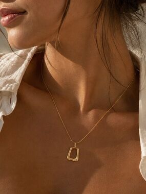 18K Gold Plated Open Rectangle Pendant Necklace